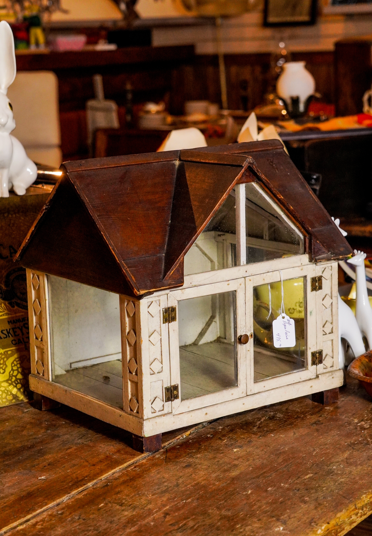 Miniature house - Quebec folk art